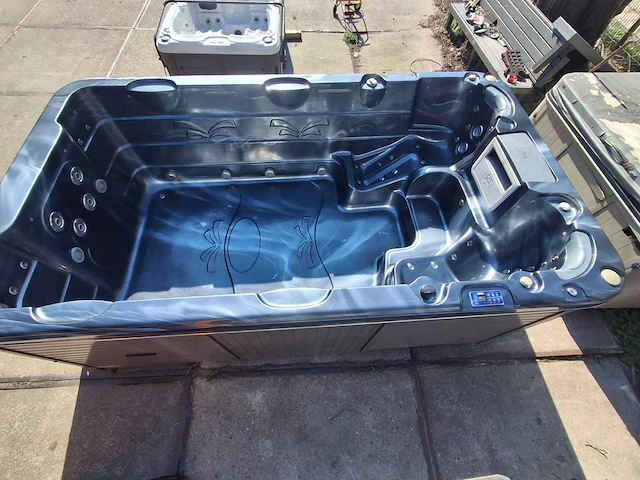 Balboa 10 persoons jacuzzi en zwemspa - afbeelding 12 van  29