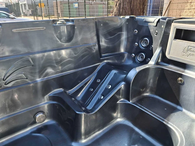 Balboa 10 persoons jacuzzi en zwemspa - afbeelding 28 van  29