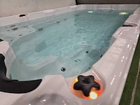 Balboa 10 persoons zwem spa jacuzzi en buitenspa - afbeelding 17 van  29