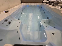 Balboa 10 persoons zwem spa jacuzzi en buitenspa - afbeelding 18 van  29