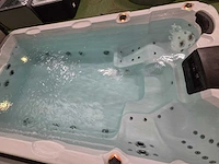 Balboa 10 persoons zwem spa jacuzzi en buitenspa - afbeelding 24 van  29