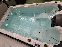 Balboa 10 persoons zwem spa jacuzzi en buitenspa - afbeelding 25 van  29