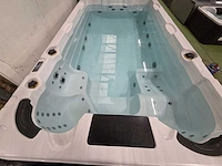 Balboa 10 persoons zwem spa jacuzzi en buitenspa - afbeelding 27 van  29