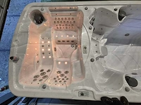Balboa 15 persoons dubbele cabine jacuzzi en zwemspa - afbeelding 9 van  21
