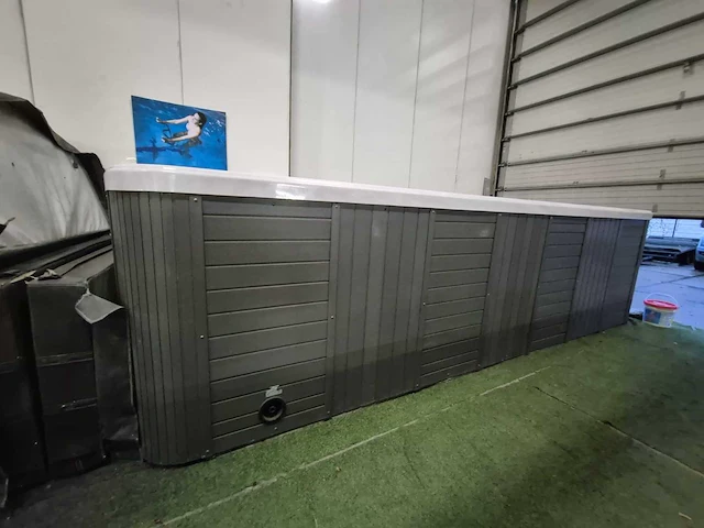 Balboa 15 persoons dubbele cabine jacuzzi en zwemspa - afbeelding 10 van  21
