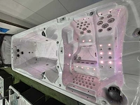 Balboa 15 persoons dubbele cabine jacuzzi en zwemspa - afbeelding 21 van  21