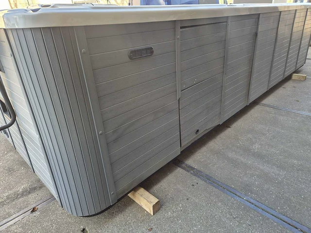 Balboa 15 persoons dubbele cabine jacuzzi en zwemspa - afbeelding 10 van  21