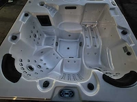 Balboa 15 persoons dubbele cabine jacuzzi en zwemspa - afbeelding 21 van  21