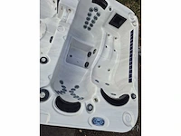 Balboa 15 persoons dubbele cabine jacuzzi en zwemspa - afbeelding 11 van  20
