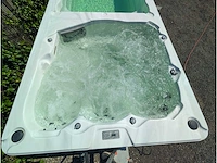 Balboa 15 persoons jacuzzi en zwemspa met warmtepomp - afbeelding 4 van  44