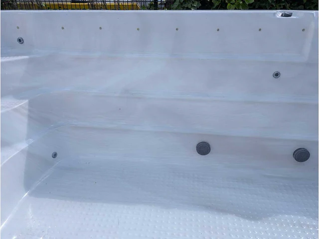 Balboa 15 persoons jacuzzi en zwemspa met warmtepomp - afbeelding 26 van  44