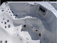 Balboa 15 persoons jacuzzi en zwemspa met warmtepomp - afbeelding 37 van  44