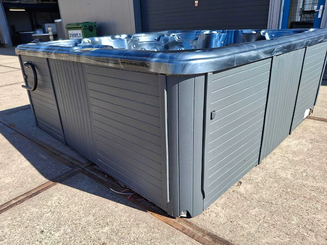 Balboa 6 persoons jacuzzi en buitenspa - afbeelding 4 van  41