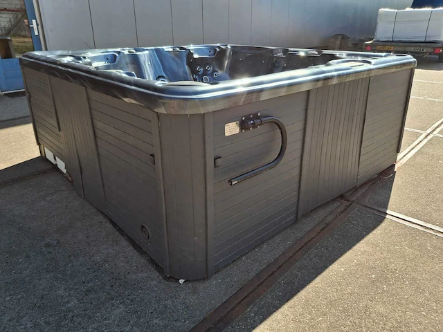 Balboa 6 persoons jacuzzi en buitenspa - afbeelding 10 van  41