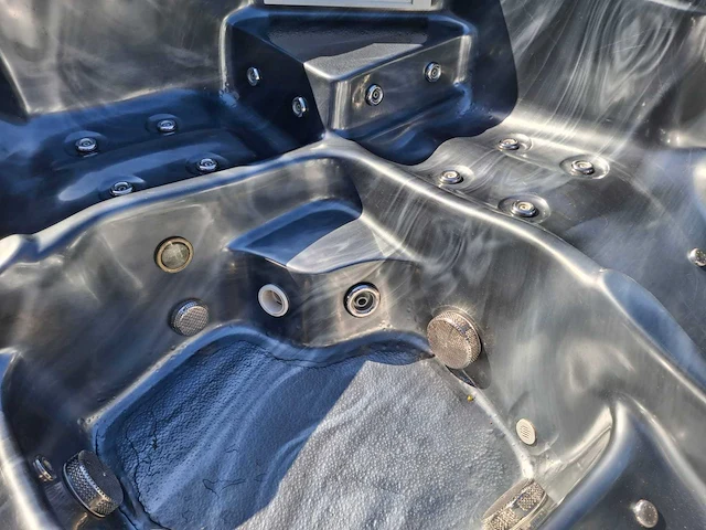 Balboa 6 persoons jacuzzi en buitenspa - afbeelding 14 van  41