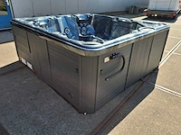 Balboa 6 persoons jacuzzi en buitenspa - afbeelding 35 van  41