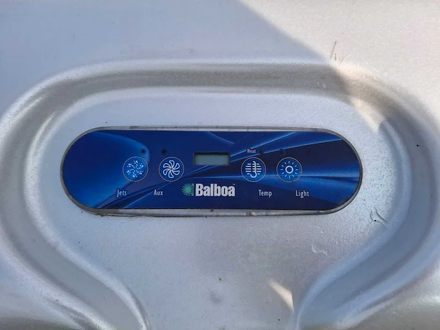 Balboa 6 persoons jacuzzi en buitenspa - afbeelding 25 van  30