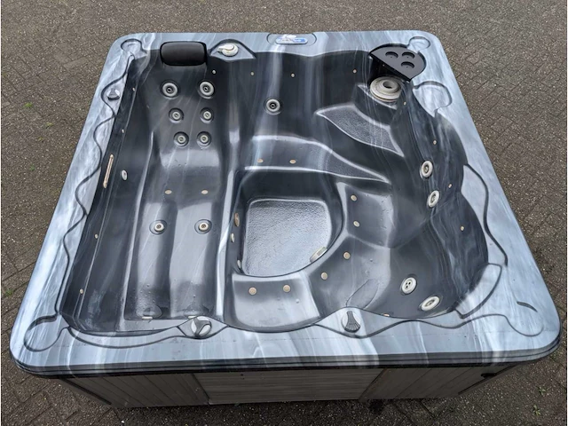 Balboa amerikaanse besturing jacuzzi en buitenspa - afbeelding 4 van  23