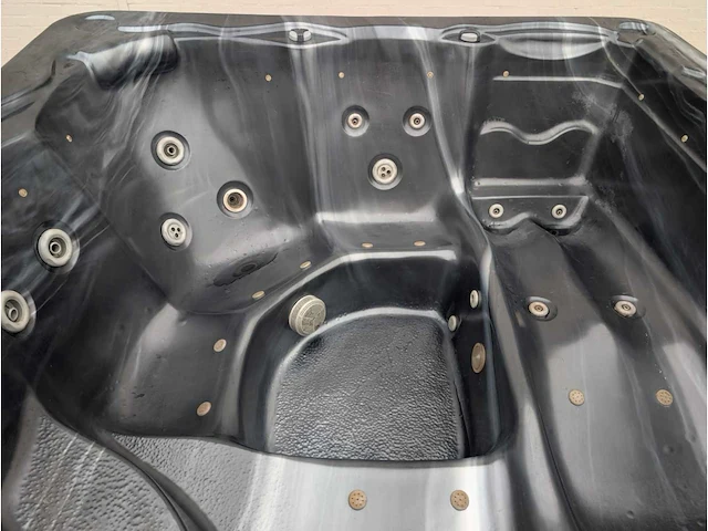 Balboa amerikaanse besturing jacuzzi en buitenspa - afbeelding 8 van  23