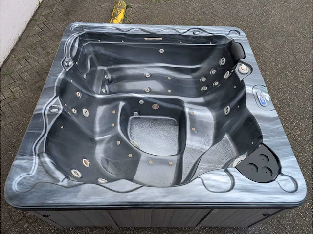 Balboa amerikaanse besturing jacuzzi en buitenspa - afbeelding 9 van  23