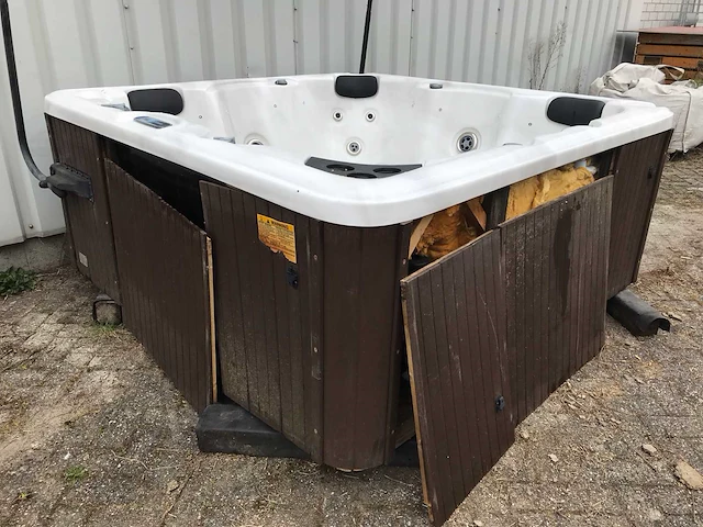 Balboa jacuzzi - afbeelding 5 van  8