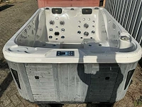 Balboa jacuzzi - afbeelding 10 van  11