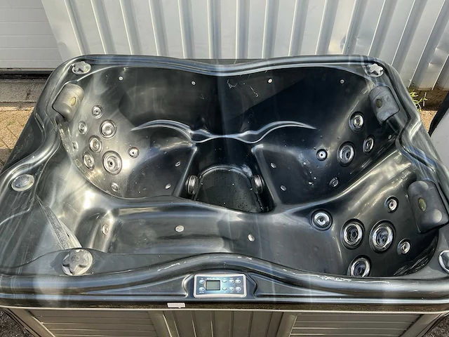 Balboa jacuzzi - afbeelding 4 van  11