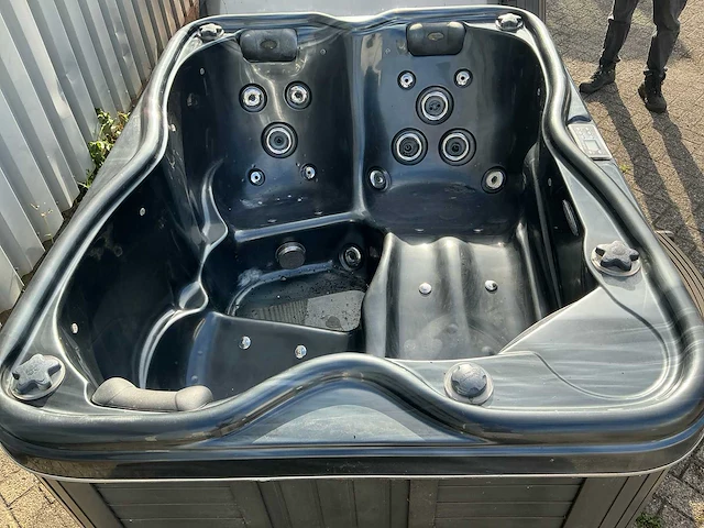 Balboa jacuzzi - afbeelding 9 van  11