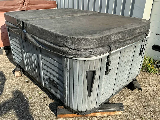 Balboa jacuzzi - afbeelding 10 van  11