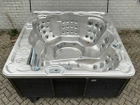 Balboa jacuzzi - afbeelding 1 van  10