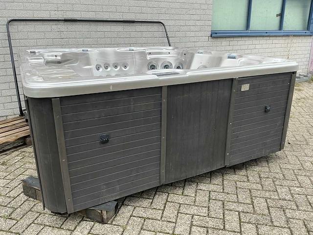 Balboa jacuzzi - afbeelding 7 van  10