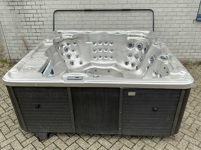 Balboa jacuzzi - afbeelding 9 van  10