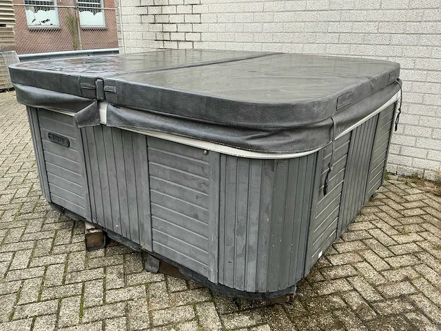 Balboa jacuzzi - afbeelding 6 van  11