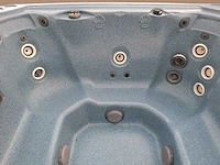 Balboa spa 6 persoons jacuzzi en buitenspa - afbeelding 5 van  26
