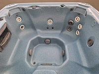 Balboa spa 6 persoons jacuzzi en buitenspa - afbeelding 6 van  26