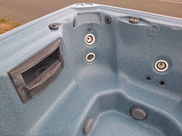 Balboa spa 6 persoons jacuzzi en buitenspa - afbeelding 10 van  26