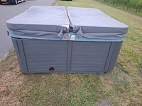 Balboa spa 6 persoons jacuzzi en buitenspa - afbeelding 22 van  26