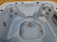 Balboa spa 6 persoons jacuzzi en buitenspa - afbeelding 25 van  26