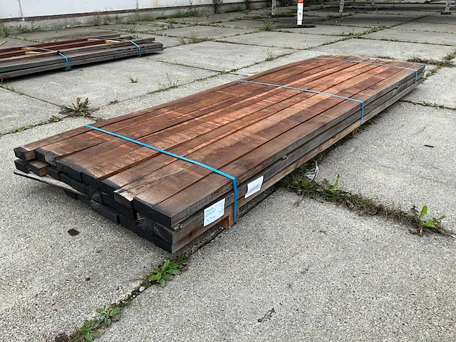 Balk ruw bezaagd okan (30x) - afbeelding 1 van  6