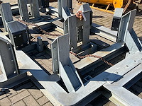 Ballast frame liebherr telekraan - afbeelding 4 van  4