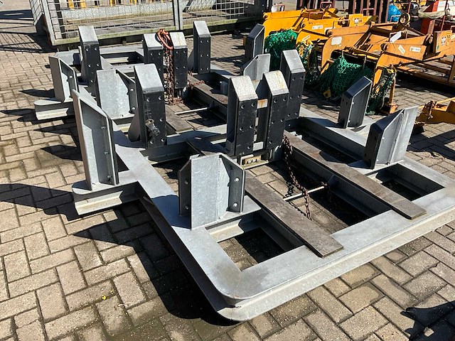 Ballast frame liebherr telekraan - afbeelding 2 van  4