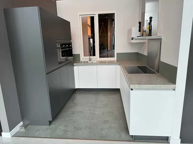 Ballerina - showroomkeuken - afbeelding 1 van  35