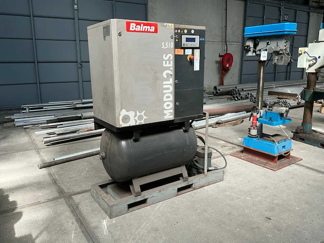 Balma es 5.5 industriële schroefcompressor - afbeelding 2 van  9