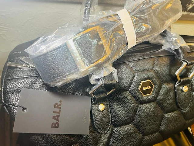 Balr. hexagon duffel bag padded groot - adviesprijs €369,00 - afbeelding 2 van  7