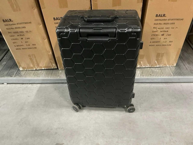 Balr romeo embossed hexagon suitcase m - afbeelding 4 van  6