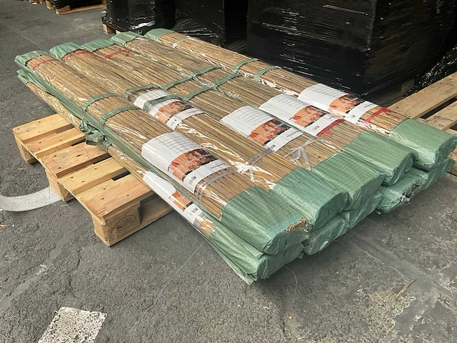 Bamboo - mat gespleten- naturel- tonkin - 3000x1800 mm (54 m2)= 1 pallet - scherm (10x) - afbeelding 3 van  14