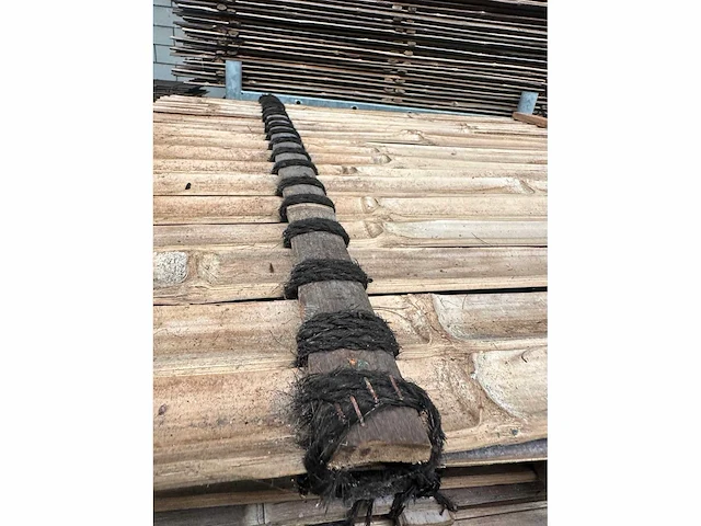 Bamboo - schutting giant donker - java - 900x1000 mm (45 m2) = 1 pallet - lattenscherm (50x) - afbeelding 13 van  14