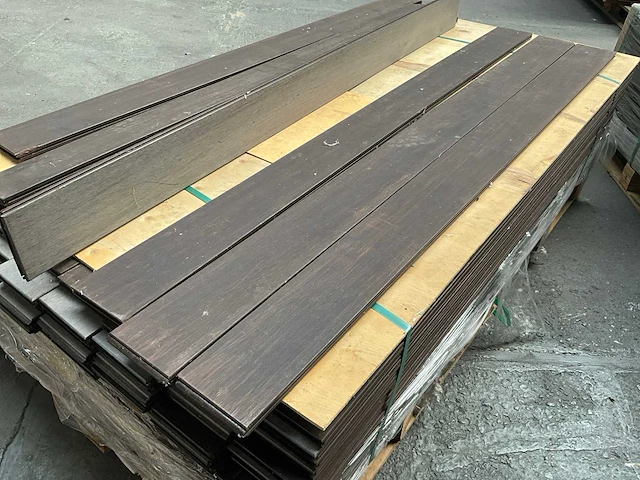 Bamboo - vlonderplanken thermo-zwart - 1850x140x20 mm (48,66 m2) = 1 pallet - terras planken (192x) - afbeelding 4 van  8