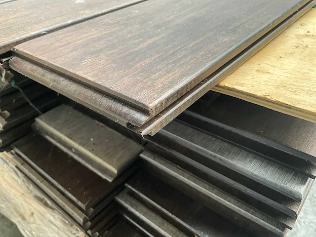 Bamboo - vlonderplanken thermo-zwart - 1850x140x20 mm (48,66 m2) = 1 pallet - terras planken (192x) - afbeelding 6 van  8