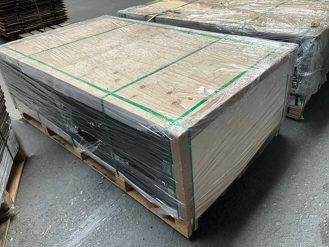 Bamboo - vlonderplanken thermo-zwart - 1850x140x20 mm (48,66 m2) = 1 pallet - terras planken (192x) - afbeelding 7 van  8